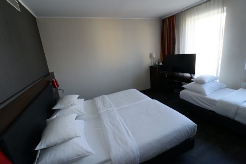 Hotel Motive, Zimmer, Twin-Zimmer, Comfort 3-Bett Zimmer