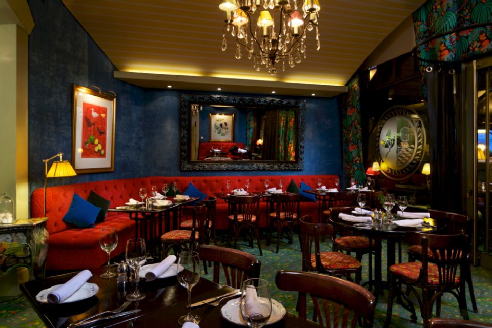 здания кафе в люксембурге. кафе в люксембурге. Cheggeri ресторан люксембург. русский ресторан в люксембурге. Ardennaise.